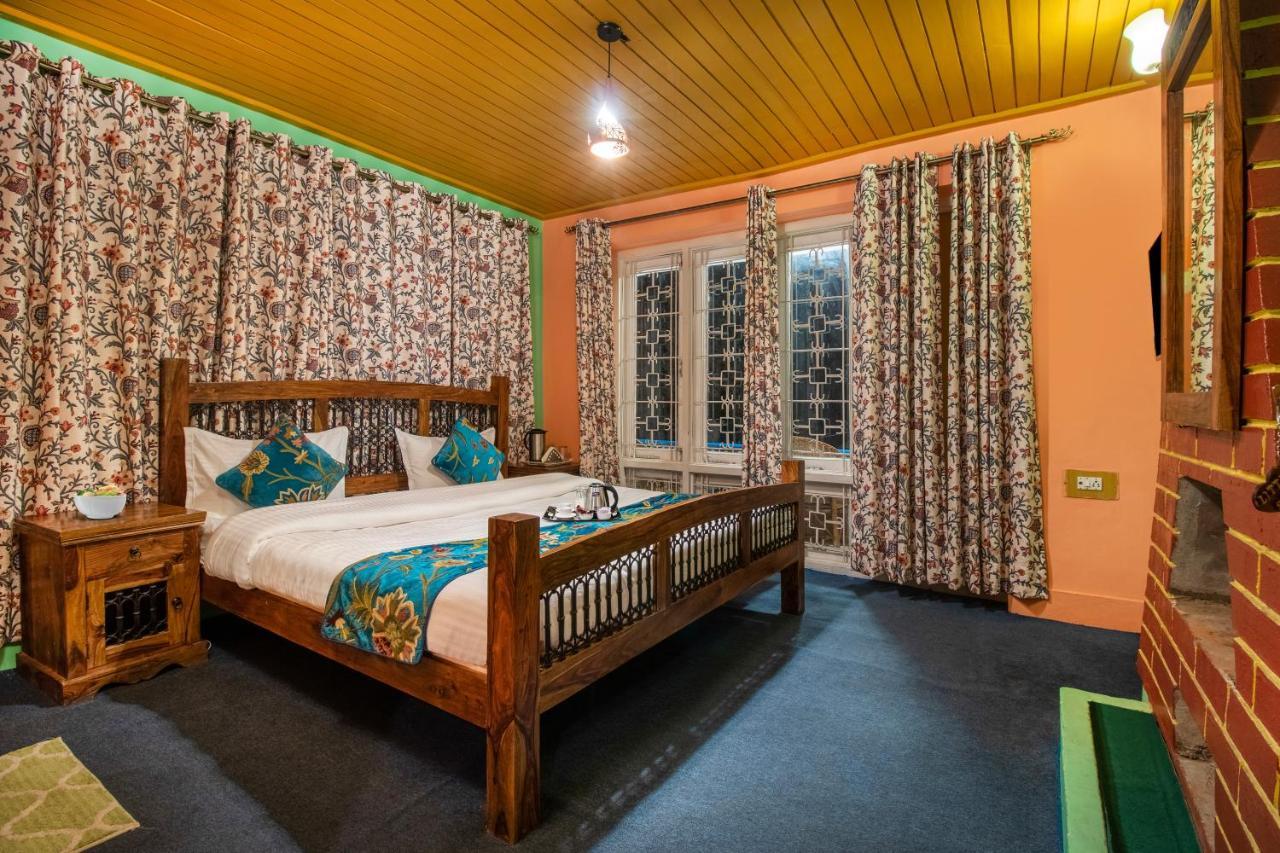 Hotel Little Silver Pahalgam Ngoại thất bức ảnh