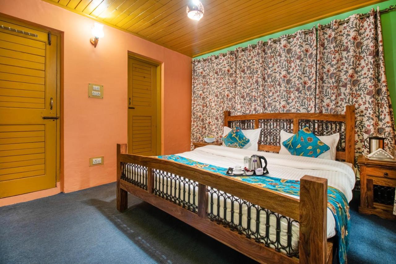 Hotel Little Silver Pahalgam Ngoại thất bức ảnh