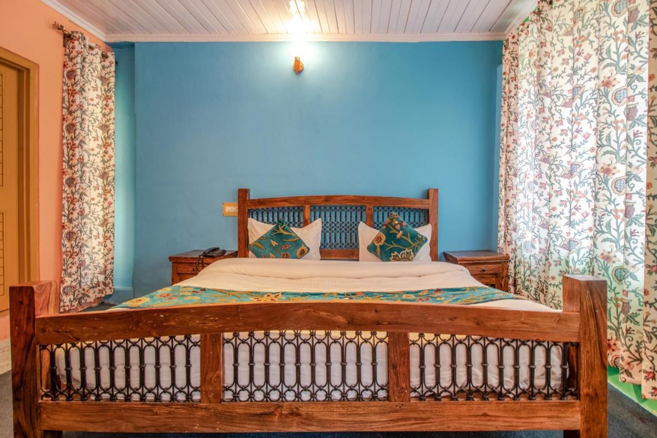 Hotel Little Silver Pahalgam Ngoại thất bức ảnh