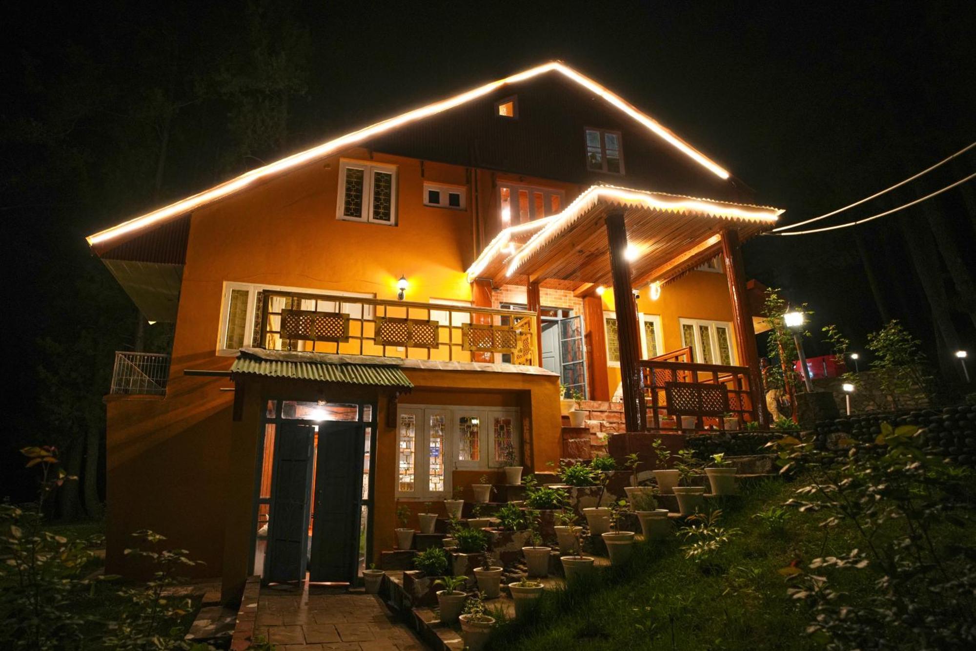 Hotel Little Silver Pahalgam Ngoại thất bức ảnh