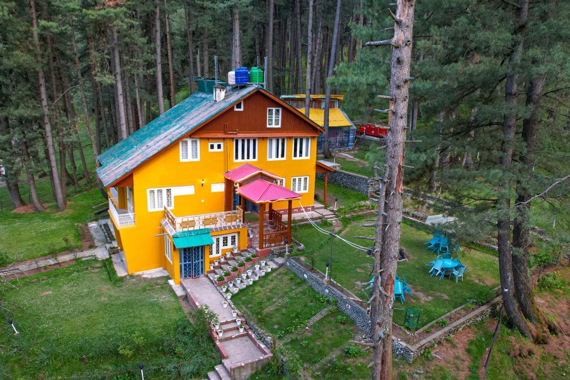 Hotel Little Silver Pahalgam Ngoại thất bức ảnh